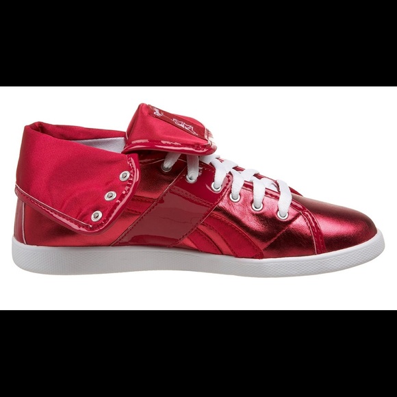 Reebok Top Down Hi-Top Metallic Sneaker - Picture 12 of 13